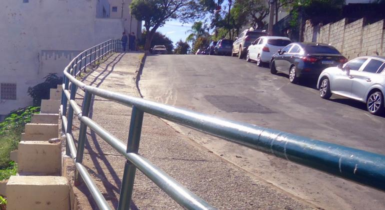 Obras de contenção são conluídas na Rua Arrudas para mais segurança dos pedestres
