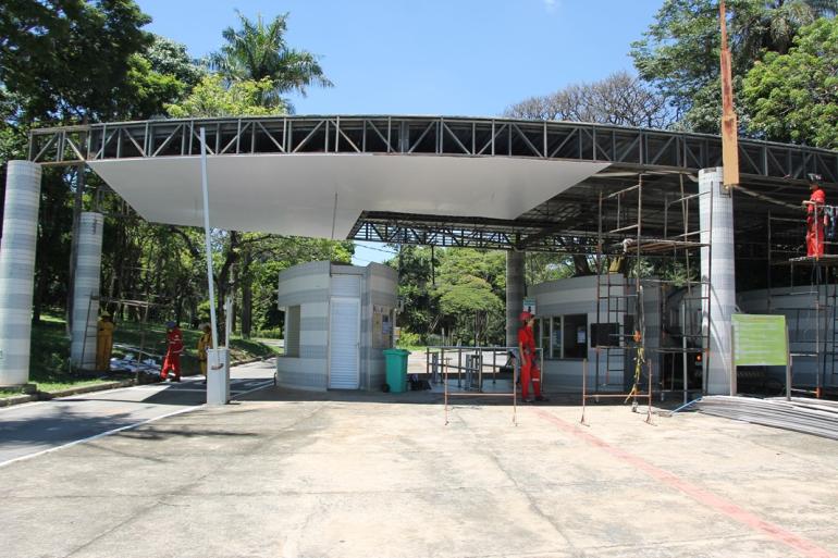 PBH reforma cobertura da Portaria 1 do Zoológico para mais segurança dos visitantes