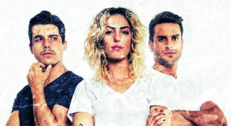 O Teatro Francisco Nunes recebe nesta quinta-feira, 14 de fevereiro, às 20h30, o espetáculo “A Minha Vida Após a Morte”. Foto: Divulgação Foto ma mulher e dois homens com efeito esbranquiçado e irregular por cima, imagem promocional.