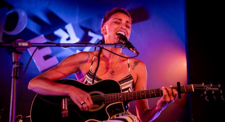 Mostra Periférica de Música Projeto Territórios Criativos exibe apresentações musicais da Mostra Periférica de Música
