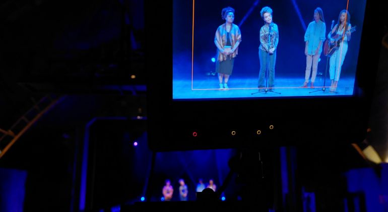 FLI BH chega ao fim com 83 horas de programação e mais de 18 mil visualizações Mulheres cantando