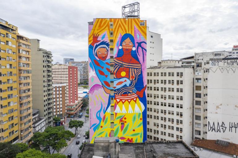 CURA Arte de Daiara Tukano no Edifício Levy