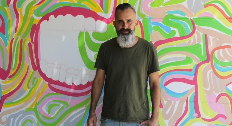 Painel faz homenagem à obra de mestre Thibau com base em exposição permanente no Parque Municipal Fazenda Lagoa do Nado. Foto: Suziane Fonseca/PBH Painel artístico que homenageia a obra do mestre Thibau no Parque Lagoa do Nado e seu criador, o artista plástico Wagner Braccini