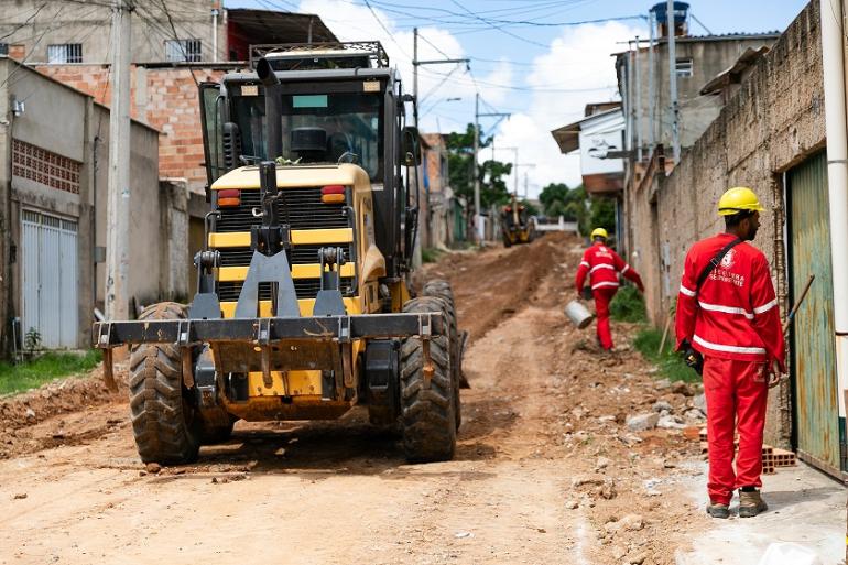 Nova tecnologia para a pavimentação de vias é testada no bairro Dandara