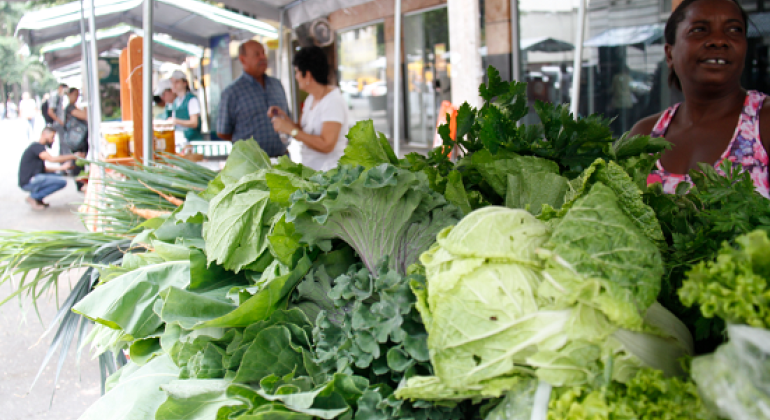 Prefeitura publica lista de feirantes para comercialização de alimentos