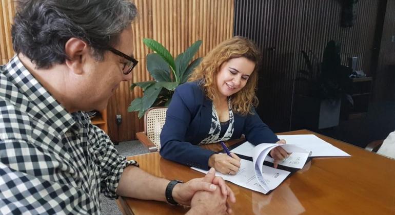 Foto: Divulgação PBH Membros da PBH e da UFMG assinam acordo para acordo para promover BH como polo de tecnologia e inovação.