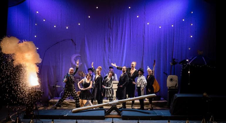 Espetáculo gratuito no Teatro Francisco Nunes resgata a magia e encantamento do circo