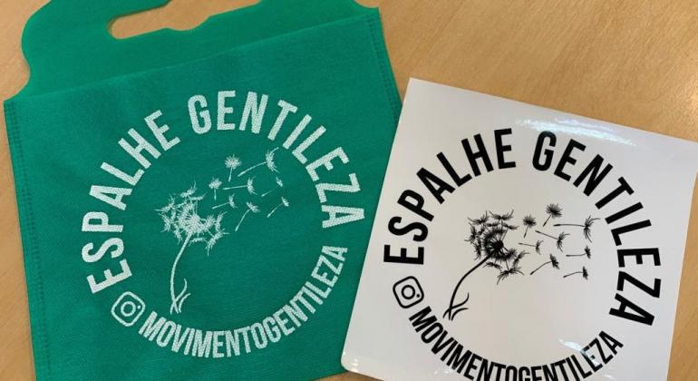 Dia Mundial da Gentileza será celebrado com ação especial neste fim de semana Kit e adesivo do Movimento Gentileza
