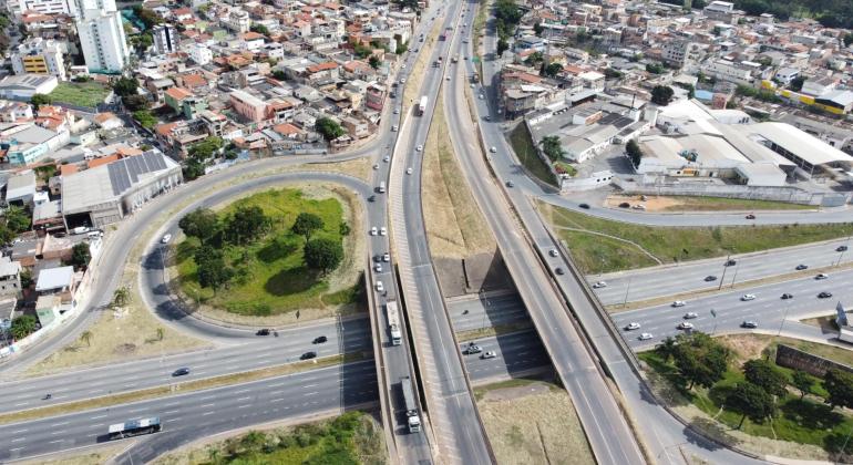 Em quatro meses, PBH retira quase mil toneladas de lixo e faz mais de 1,7 mil patrulhamentos no Novo Anel