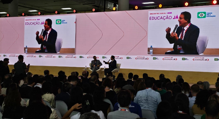 PBH participa do evento educacional Educa Já e compartilha suas práticas