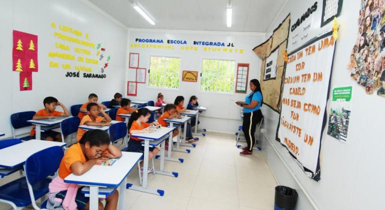 Terceira etapa do cadastroescolar começa nesta quinta-feira Imagem de sala de aula