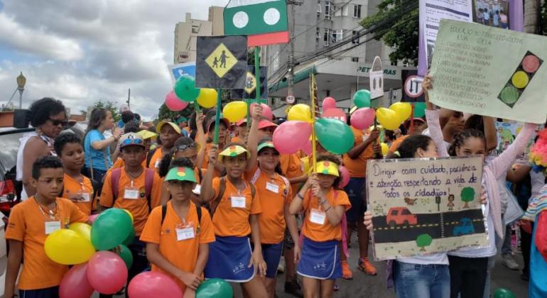 Prefeitura de BH lança jogo para conscientizar as crianças sobre segurança  no trânsito