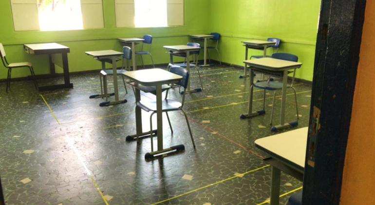 Estabilidade nos números permite à PBH pensar na volta às aulas Imagem de sala de aula