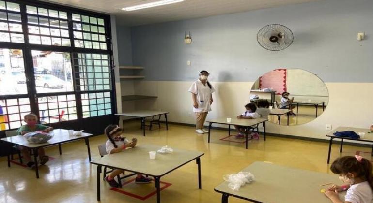 Alunos da Educação Infantil têm até dia 11 para informar modalidade de ensino Sala de aula da Educação Infantil