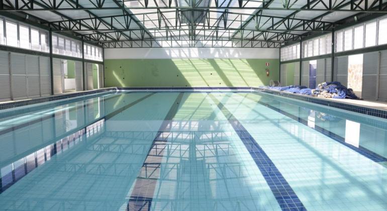 Piscina do Centro de Referência Esportiva para a Pessoa com Deficiência, no bairro Carlos Prates