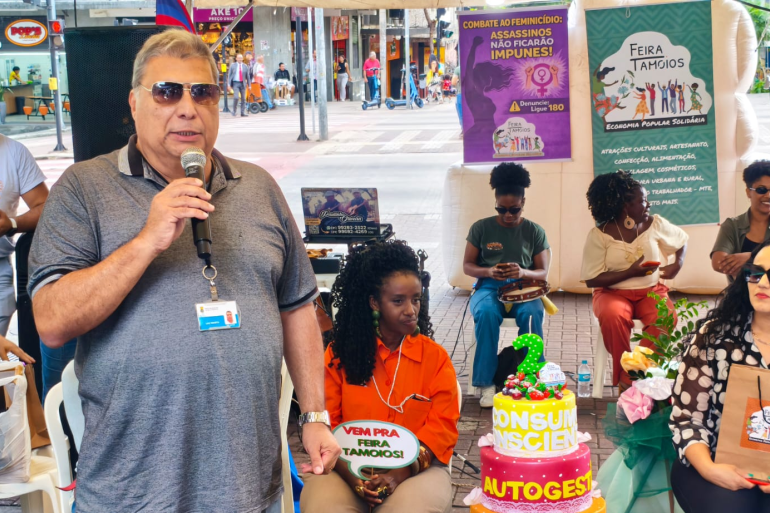 Feira da Rua dos Tamoios celebra dois anos e reforça valorização da Economia Popular Solidária Feira da Rua dos Tamoios celebra dois anos e reforça valorização da Economia Popular Solidária
