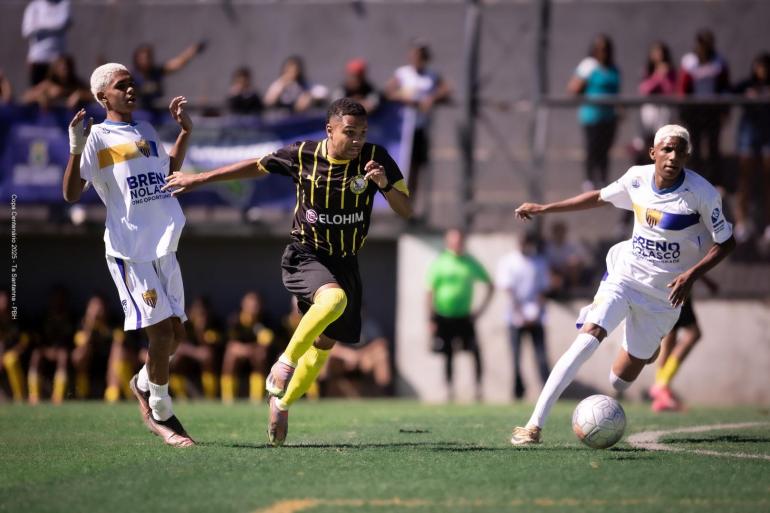 Copa Centenário inicia módulo Sub-17 e define finalistas do Master 50 neste final de semana Copa Centenário inicia módulo Sub-17 e define finalistas do Master 50 neste final de semana