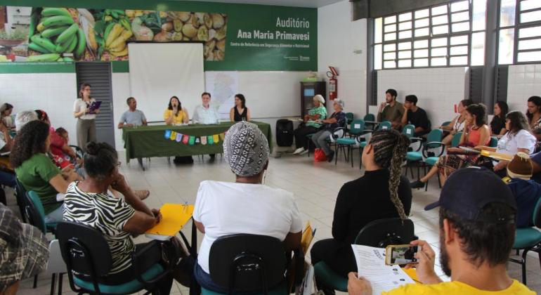 Prefeitura promove cursos de formação para agricultores urbanos e feirantes