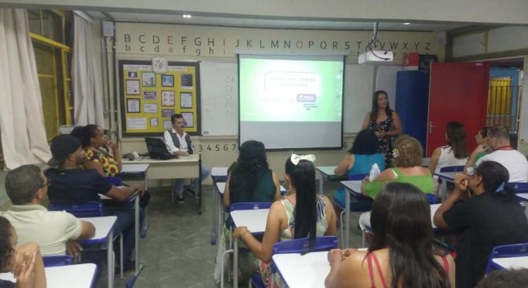 Alunos na sala de aula