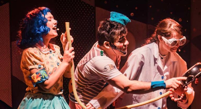 Teatro Francisco Nunes recebe espetáculo infantil “Clarice Matou os Peixes