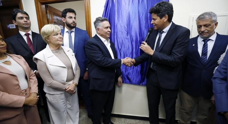 Álvaro Damião é empossado na direção da Frente Mineira de Prefeitos