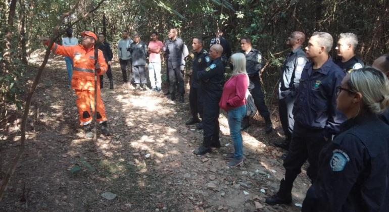 Prefeitura se prepara para enfrentar a temporada de secas nos parques municipais Prefeitura se prepara para enfrentar a temporada de secas nos parques municipais