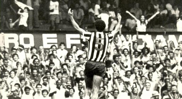 Filmes e debates sobre trabalho e futebol na programação do Circuito Cine Santê Filmes e debates sobre trabalho e futebol na programação do Circuito Cine Santê