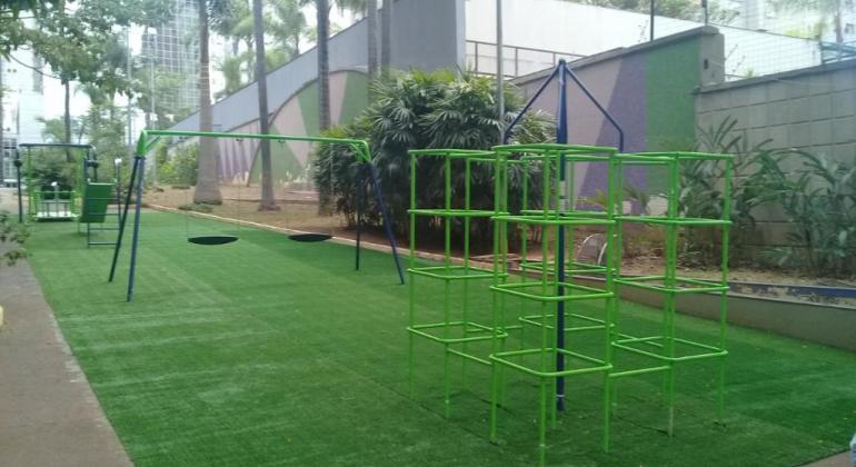 Prefeitura inicia a reforma de 10 playgrounds nesta segunda-feira, dia 22 Imagem de playground