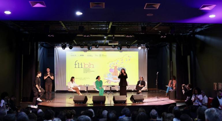 Abertura oficial do 6º FLI BH celebrou diálogos, diversidade e legados
