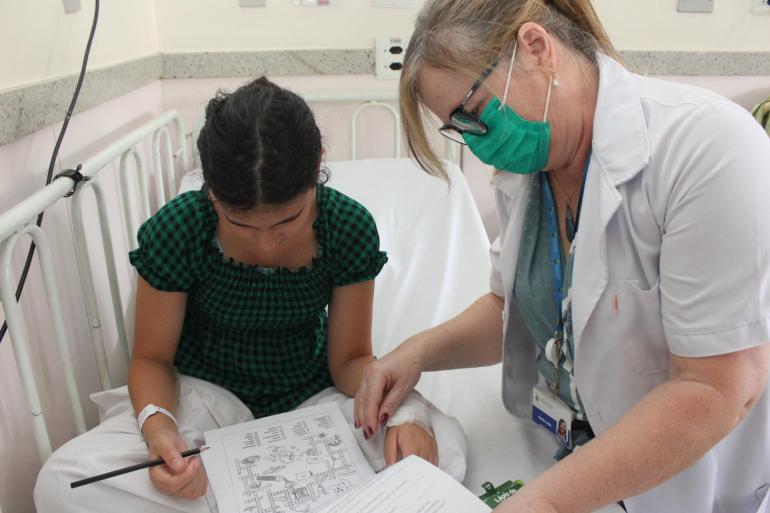 Educação no Hospital Odilon Behrens mantém vínculo escolar de pacientes internados 