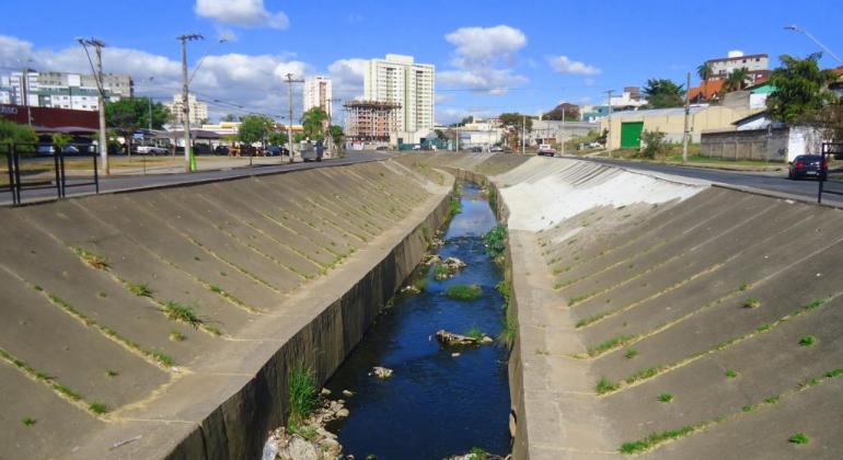 Prefeitura abre licitação para construção de duas pontes sobre o Córrego Ressaca Prefeitura abre licitação para construção de duas pontes sobre o Córrego Ressaca