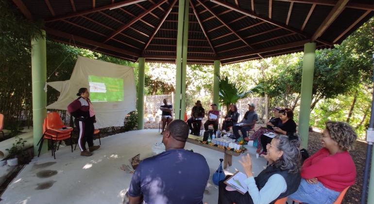 Curso de Jardinagem promove educação ambiental e qualificação no Aglomerado Santa Lúcia