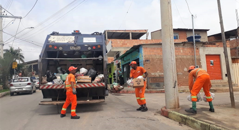 SLU amplia coleta domiciliar na Comunidade Dandara