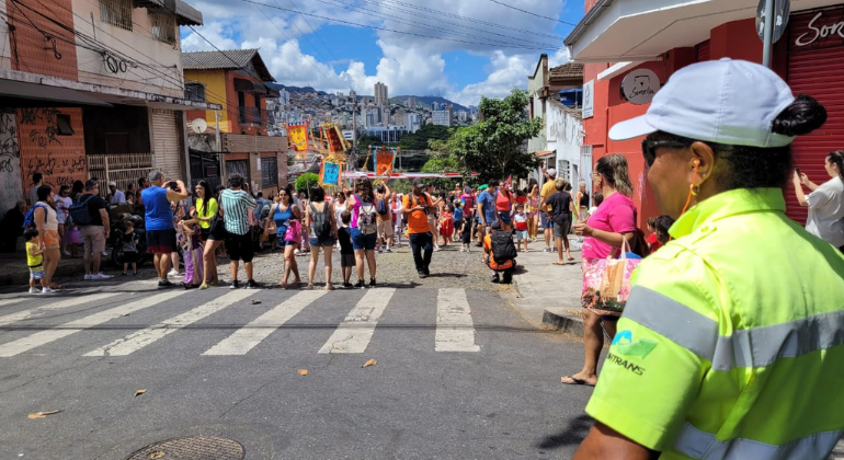 Esquema de trânsito garante segurança e mobilidade no pré-Carnaval de BH