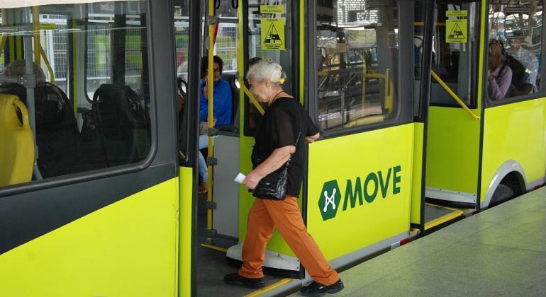 Novas viagens de ônibus vão atender funcionários da Cidade administrativa