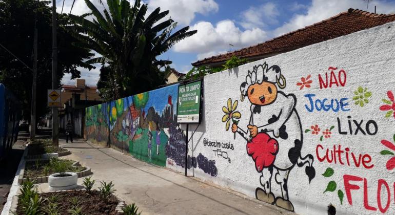 Avenida Cachoeirinha esquina com rua Cônego Santana, no bairro Santa Cruz