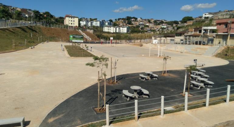Prefeitura entrega obra de urbanização na Vila São José