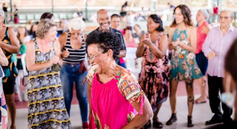Prefeitura de BH promove campanha de valorização dos idosos Prefeitura de BH promove campanha de valorização dos idosos