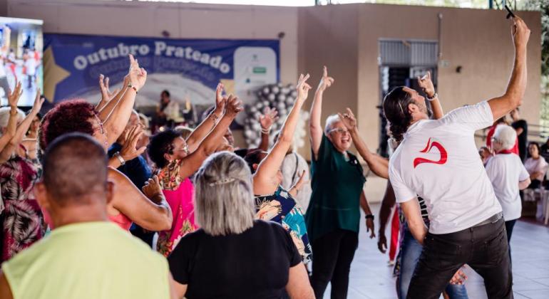  PBH realiza tarde de lazer e cultura para encerrar campanha Outubro Prateado 