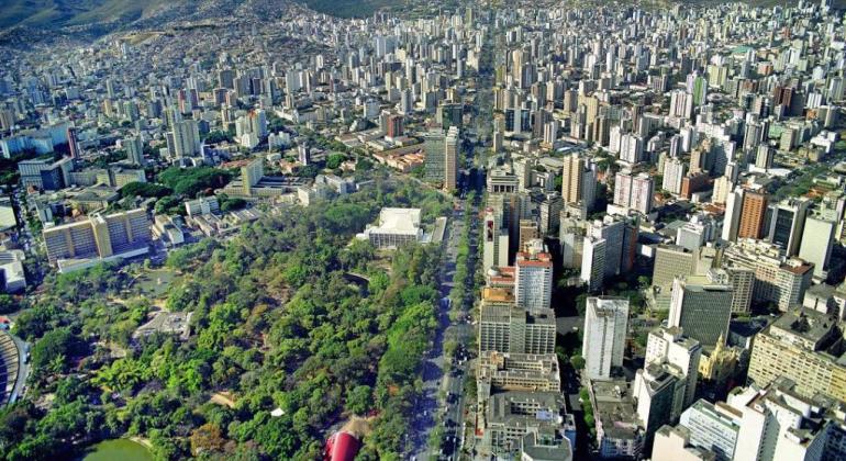 Prefeitura de BH abre licitação para locação de nove usinas fotovoltaicas Prefeitura de BH abre licitação para locação de nove usinas fotovoltaicas