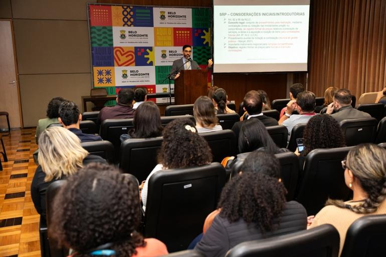 Trilhas de Aprendizagem em Compras Públicas debatem o papel do Sistema de Registro de Preços Trilhas de Aprendizagem em Compras Públicas debatem o papel do Sistema de Registro de Preços