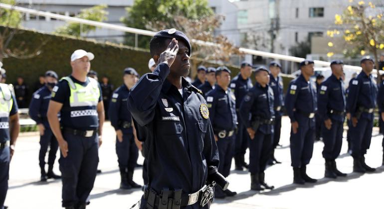Prefeitura nomeia mais 90 Guardas Civis Municipais Prefeitura nomeia mais 90 Guardas Civis Municipais