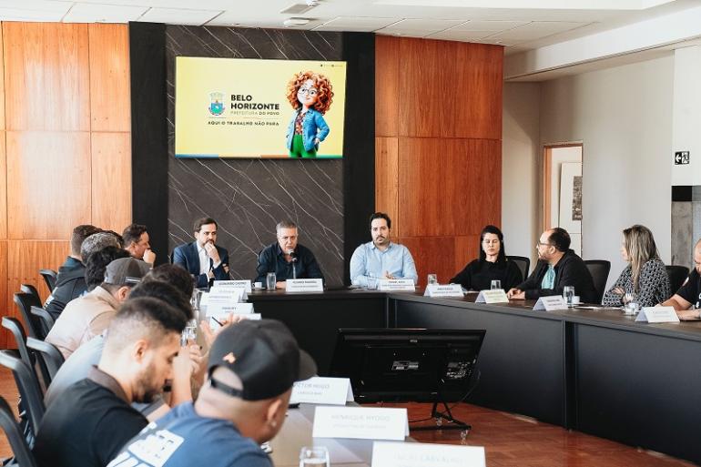 Publicada portaria que define critérios para diferenciar bares com entretenimento e casas de shows