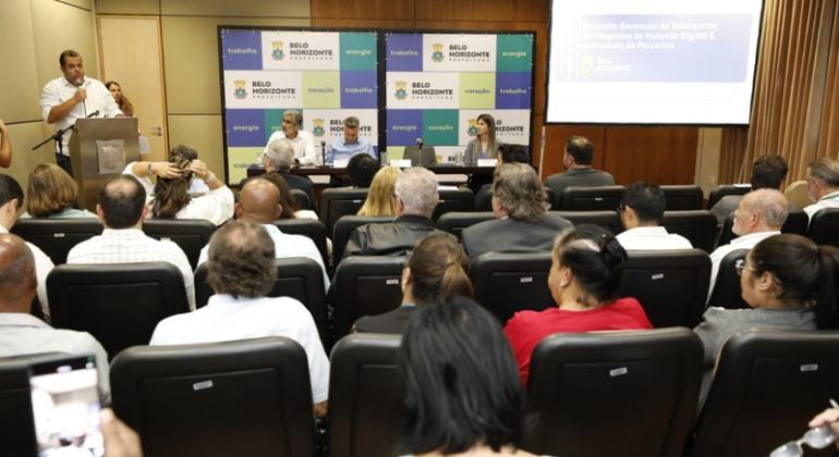 PBH promove encontro para gestores de telecentros
