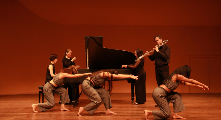 Raul Belém Machado tem espetáculo com a fusão entre música e dança 