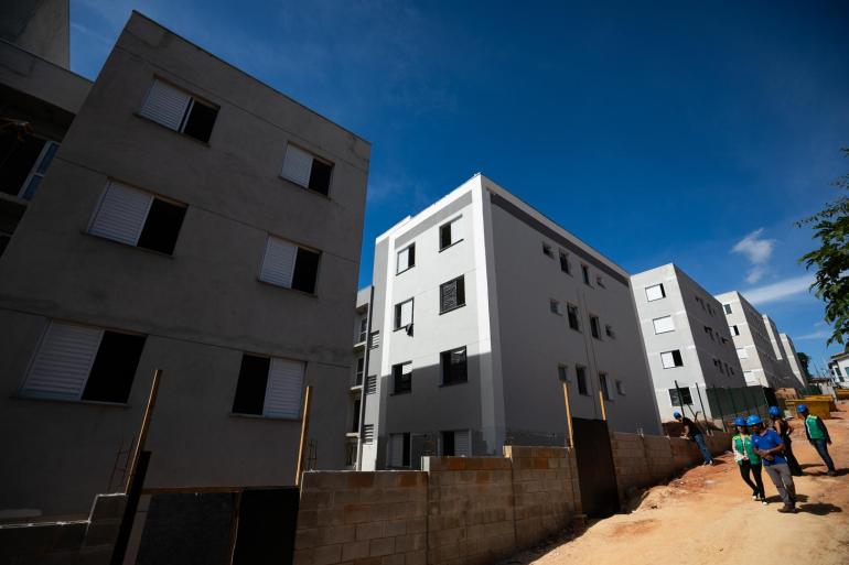 Urbel promove a primeira reunião de Pré-Morar com futuras famílias do Mar de Rosas Vários prédios do Minha Casa Minha Vida (MCMV) com 72 unidades habitacionais