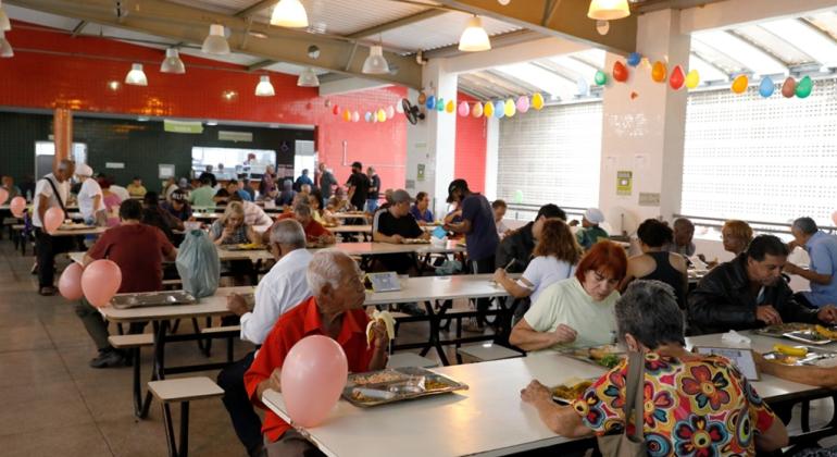 Restaurante Popular do Barreiro completa 15 anos nesta quinta-feira (15)