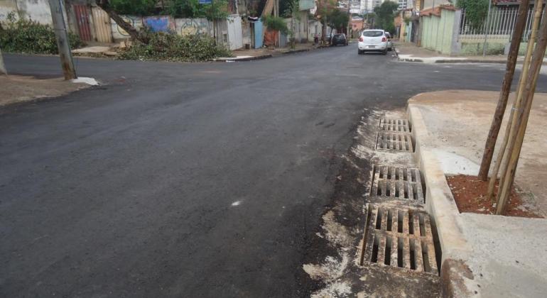 PBH conclui obras de implantação de drenagem pluvial da Rua Felício dos Santos