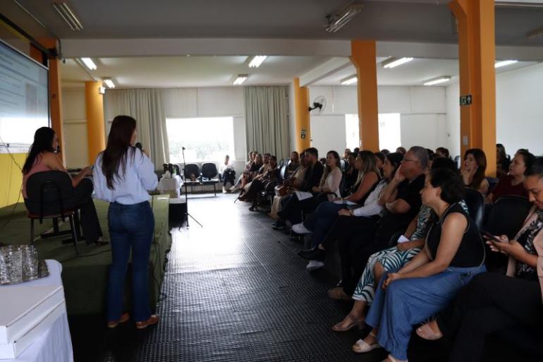 Secretaria Municipal de Educação promove seminário sobre práticas nos Parques Multissensoriais Secretaria Municipal de Educação promove seminário sobre práticas nos Parques Multissensoriais