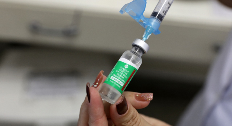 Imagem de frasco da vacina CoronaVac